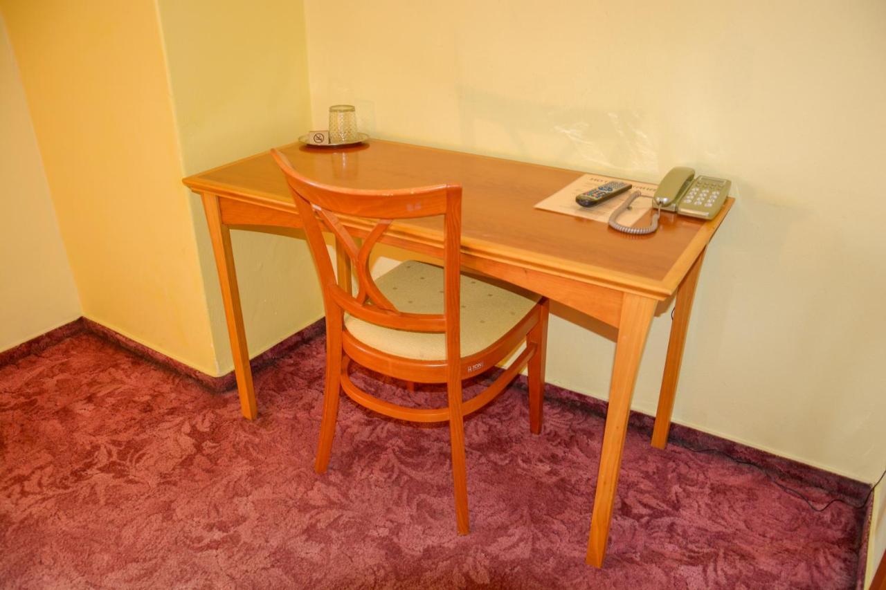 Hotel Praha ליברץ מראה חיצוני תמונה